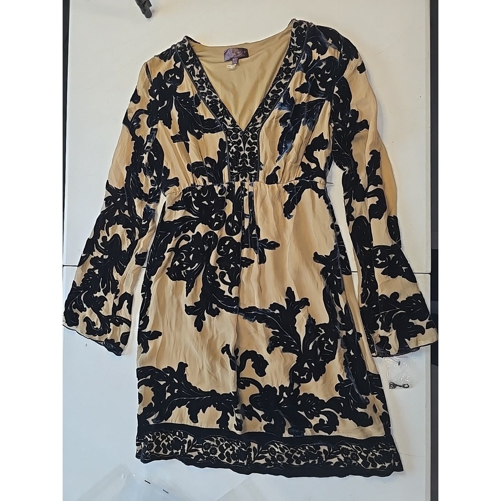 Hale Bob XS Long Sleeve Silk Lined Beige Dress With Black Flocked Pattern Bead‎